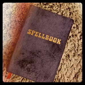 🌟 Urban Outfitters VELVET SPELLBOOK